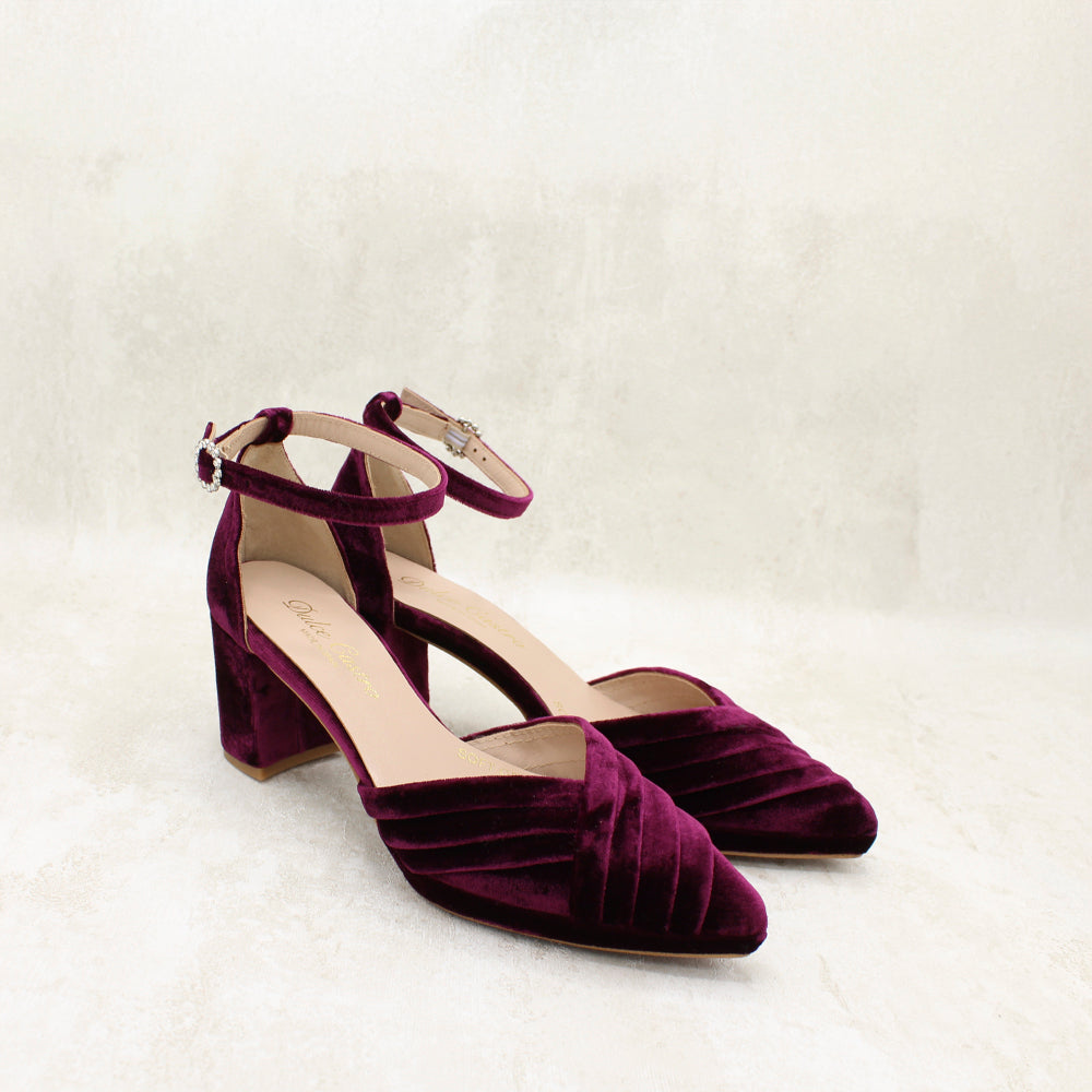 VELVET BURDEOS