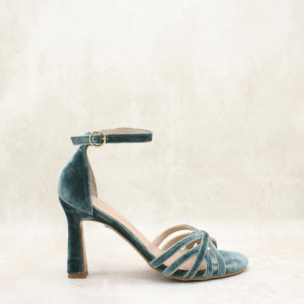 VELVET CIAN, METAL CAVA