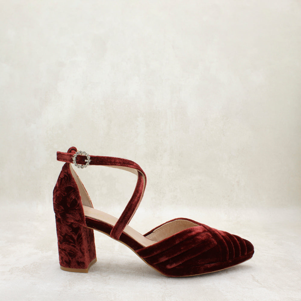 VELVET GARNET, BRDO