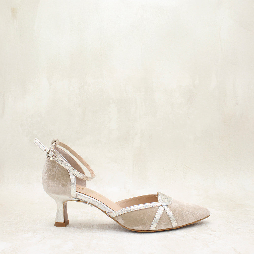 VELVET TAUPE, METAL PEARL