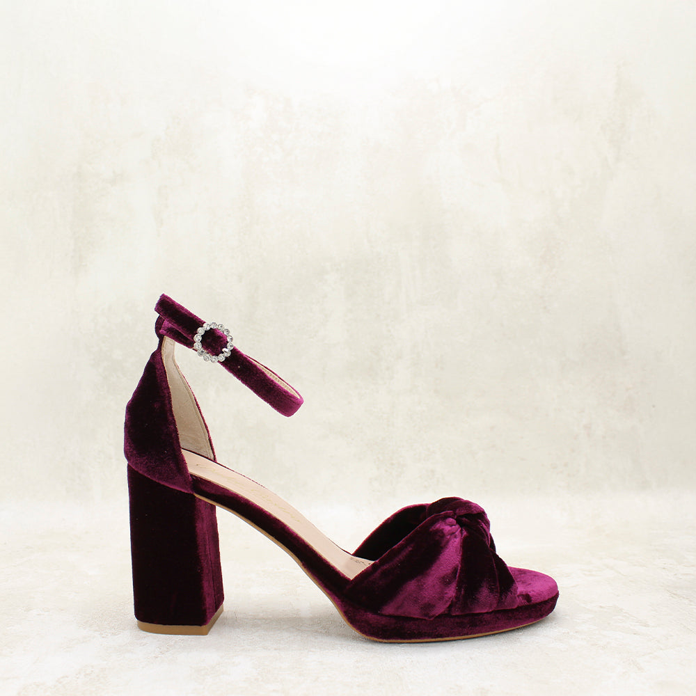 VELVET BURDEOS