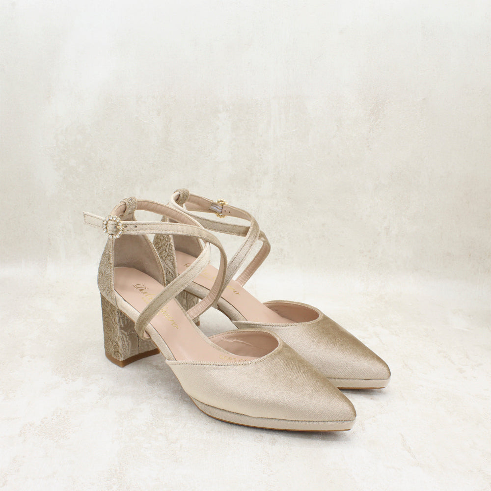 VELVET CAMEL, BRDO