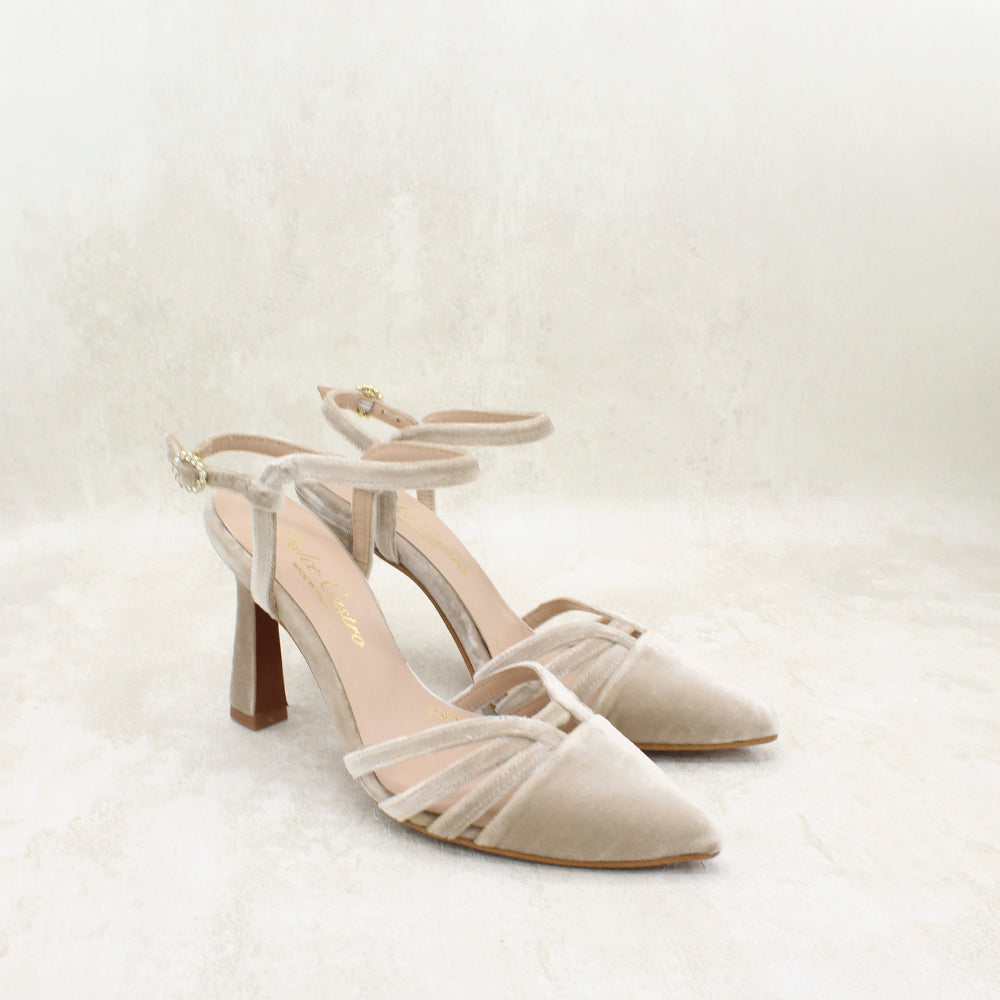 VELVET TAUPE