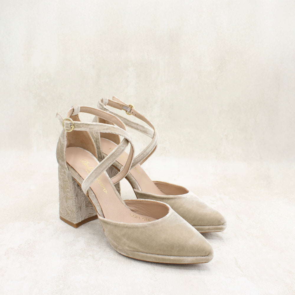 VELVET TAUPE, BRDO
