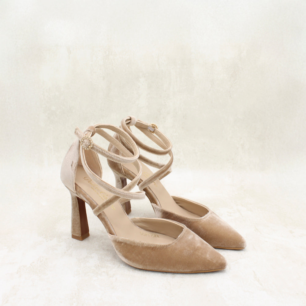 VELVET AVELLANA