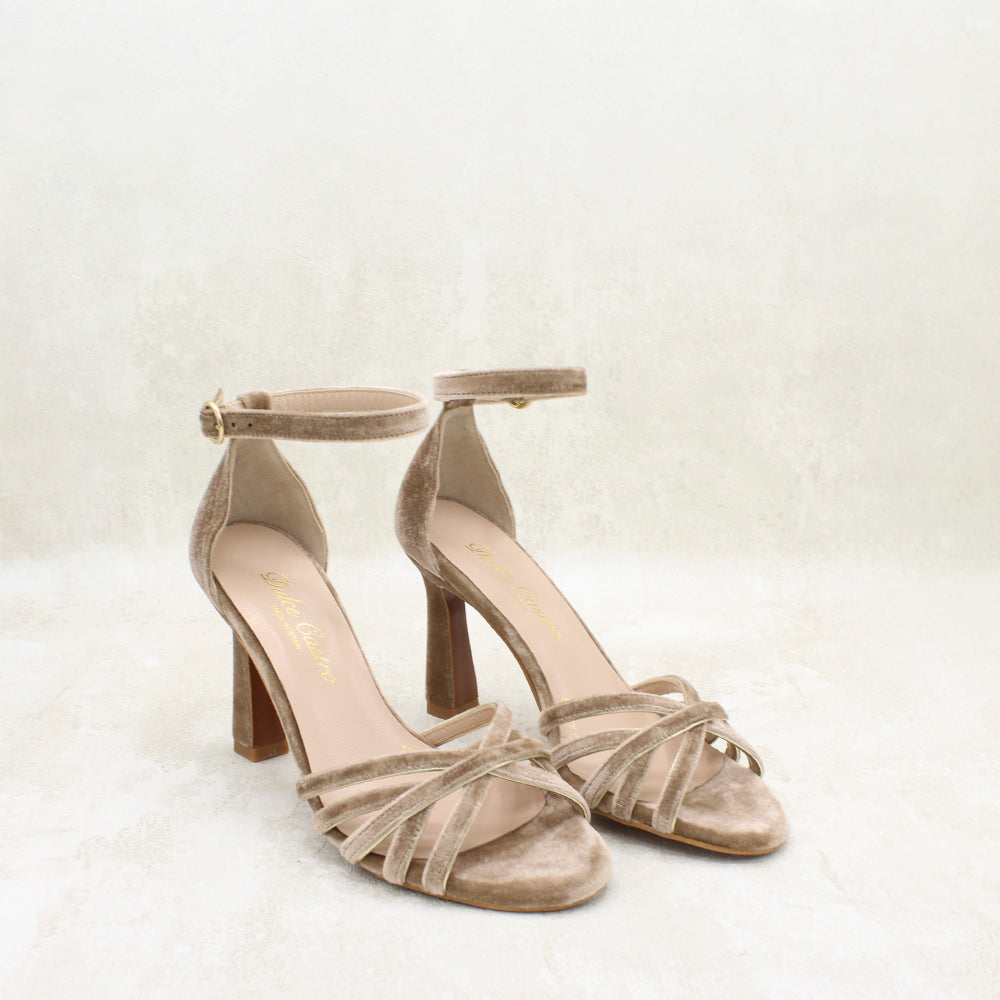 VELVET TOPO, METAL CAVA