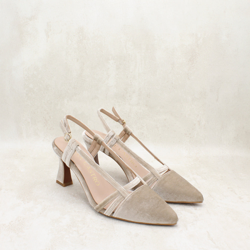 VELVET TAUPE