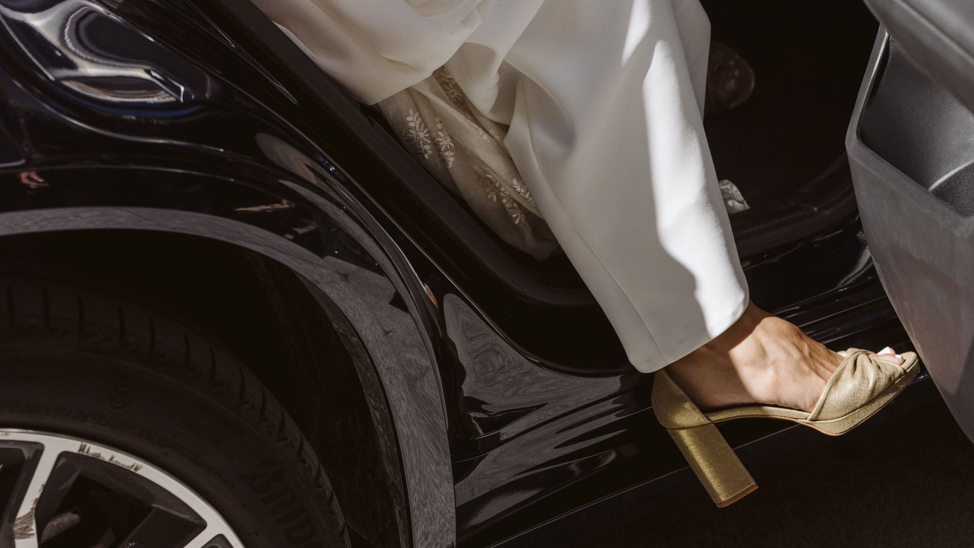¿Cómo elegir los zapatos de novia​?