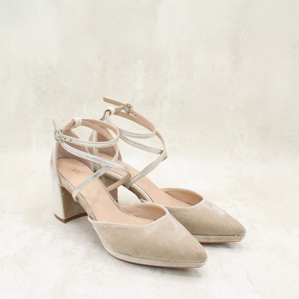 VELVET TAUPE, METAL PEARL