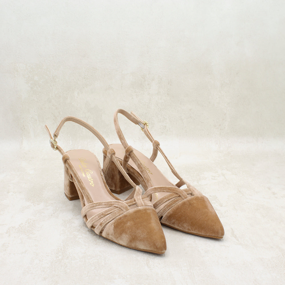 VELVET AVELLANA