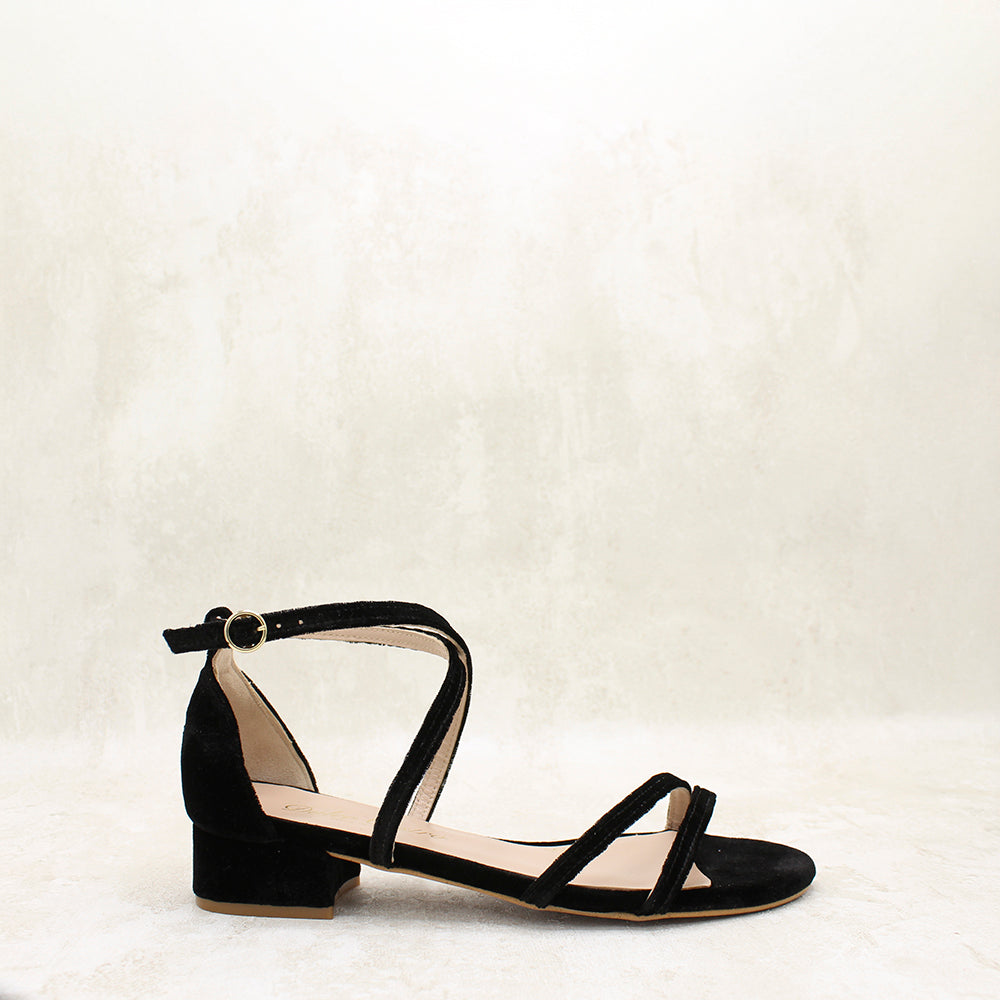 VELVET NEGRO