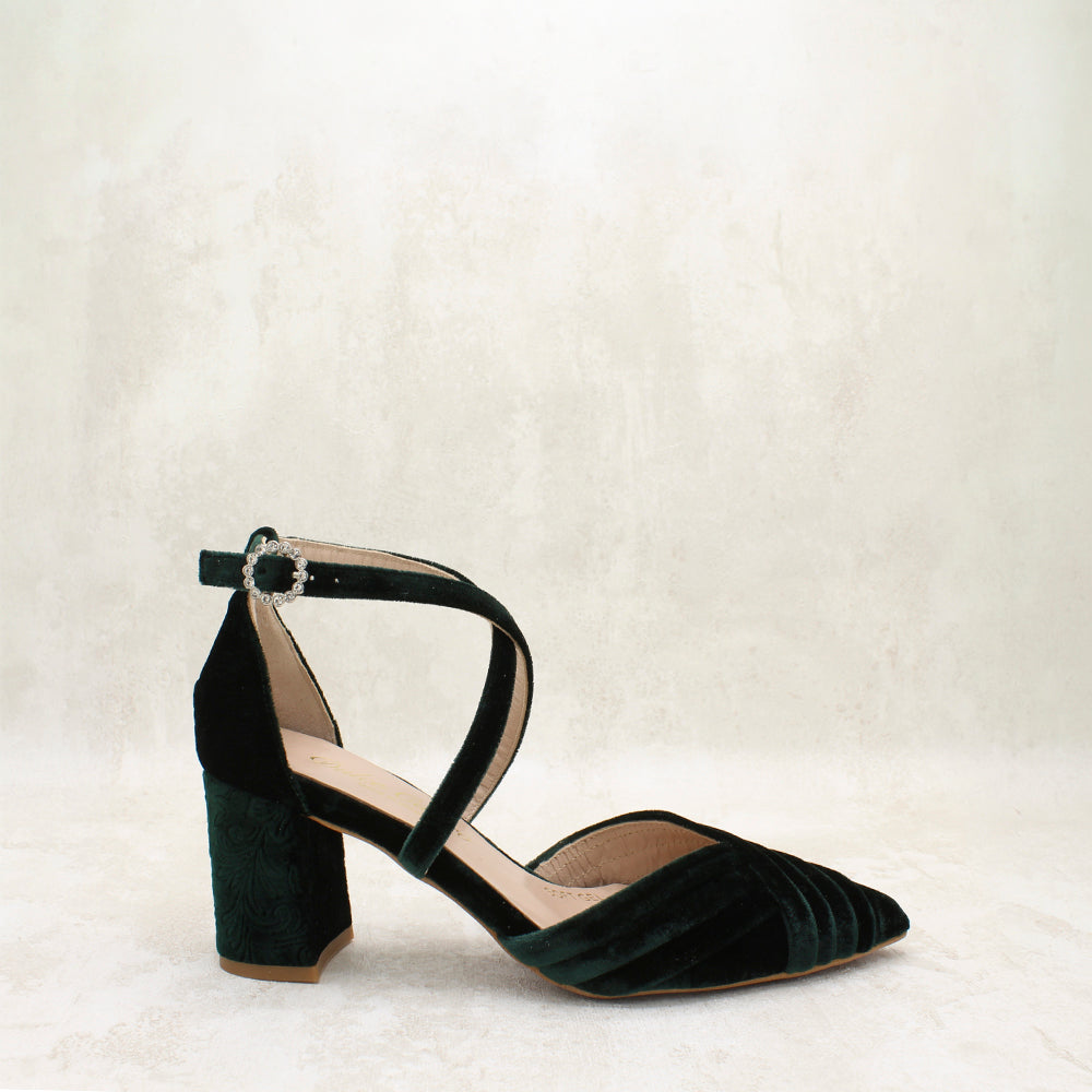 VELVET BOSQUE, BRDO