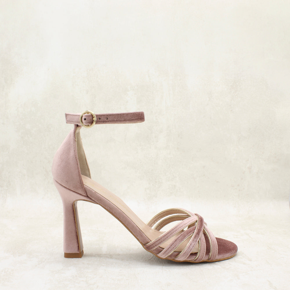 VELVET MAQUILLAJE, METAL CAVA