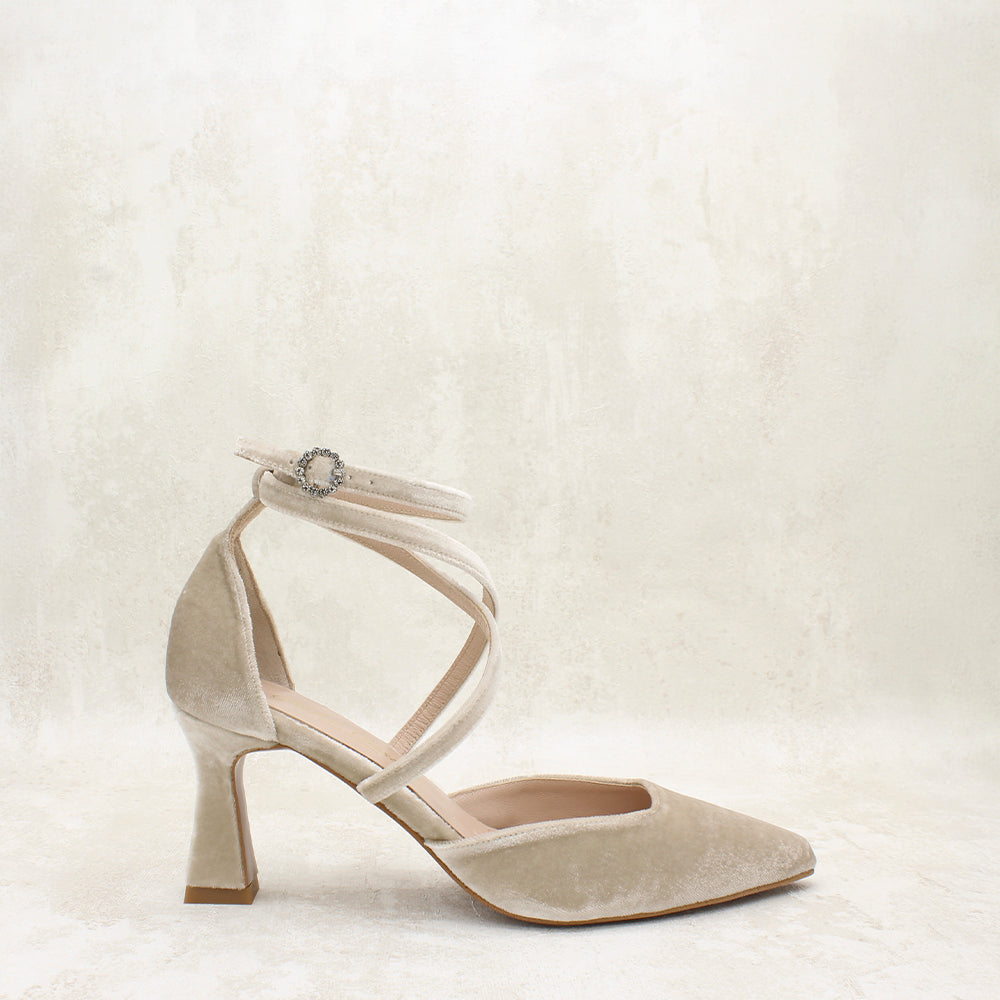 VELVET TAUPE