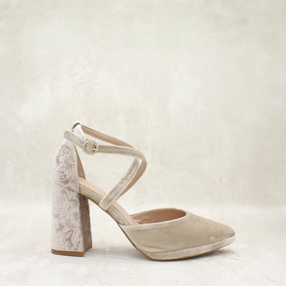 VELVET TAUPE, BRDO