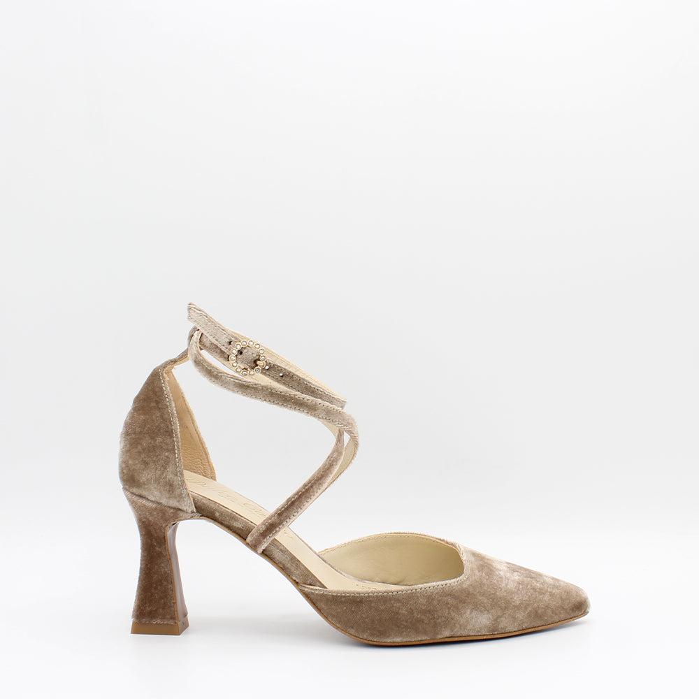 VELVET TOPO