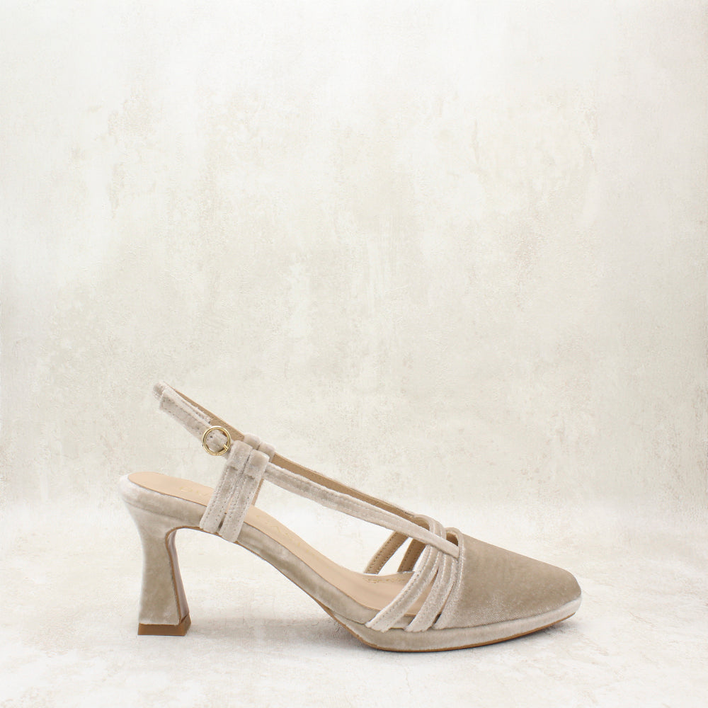 VELVET TAUPE