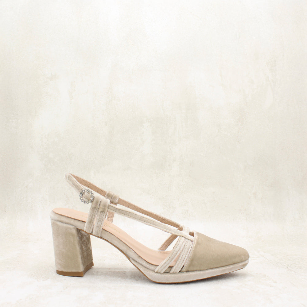 VELVET TAUPE