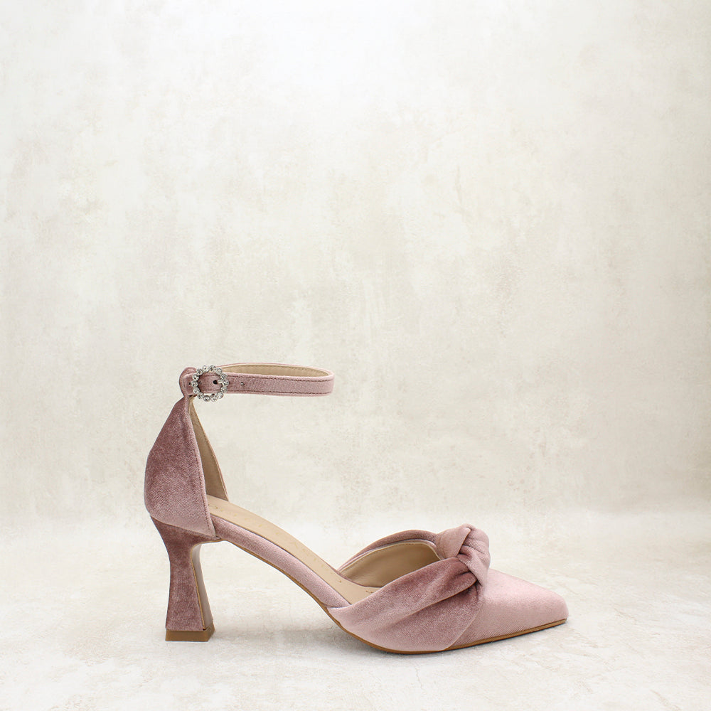 NICOLETTA 7 VELVET MAQUILLAJE
